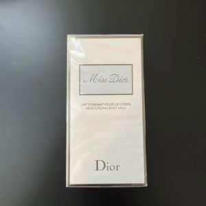 Miss Dior LAIT Fondant Pour Le corps | Moisturizing Body Milk